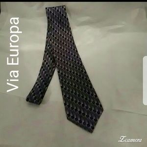 VIA EUROPA . FINE NECKWEAR